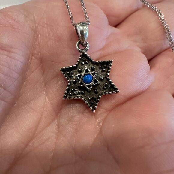 Star of David, Jewish Star Sterling Silver Necklace - Picture 3 of 6